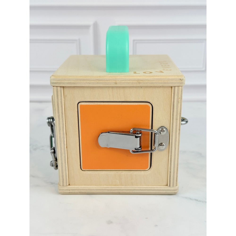Lovevery Lock Box The Realist Play Toy 19-21 Months Montessori MINT!